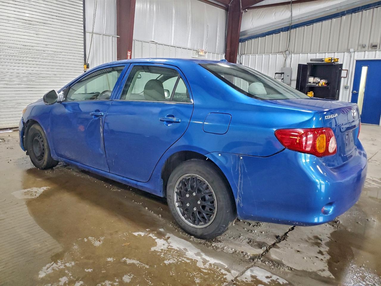 2009 Toyota Corolla Base - Фото 3