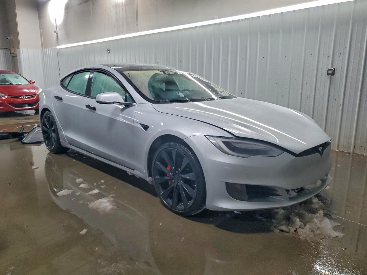 2016 Tesla Model S - Фото 4