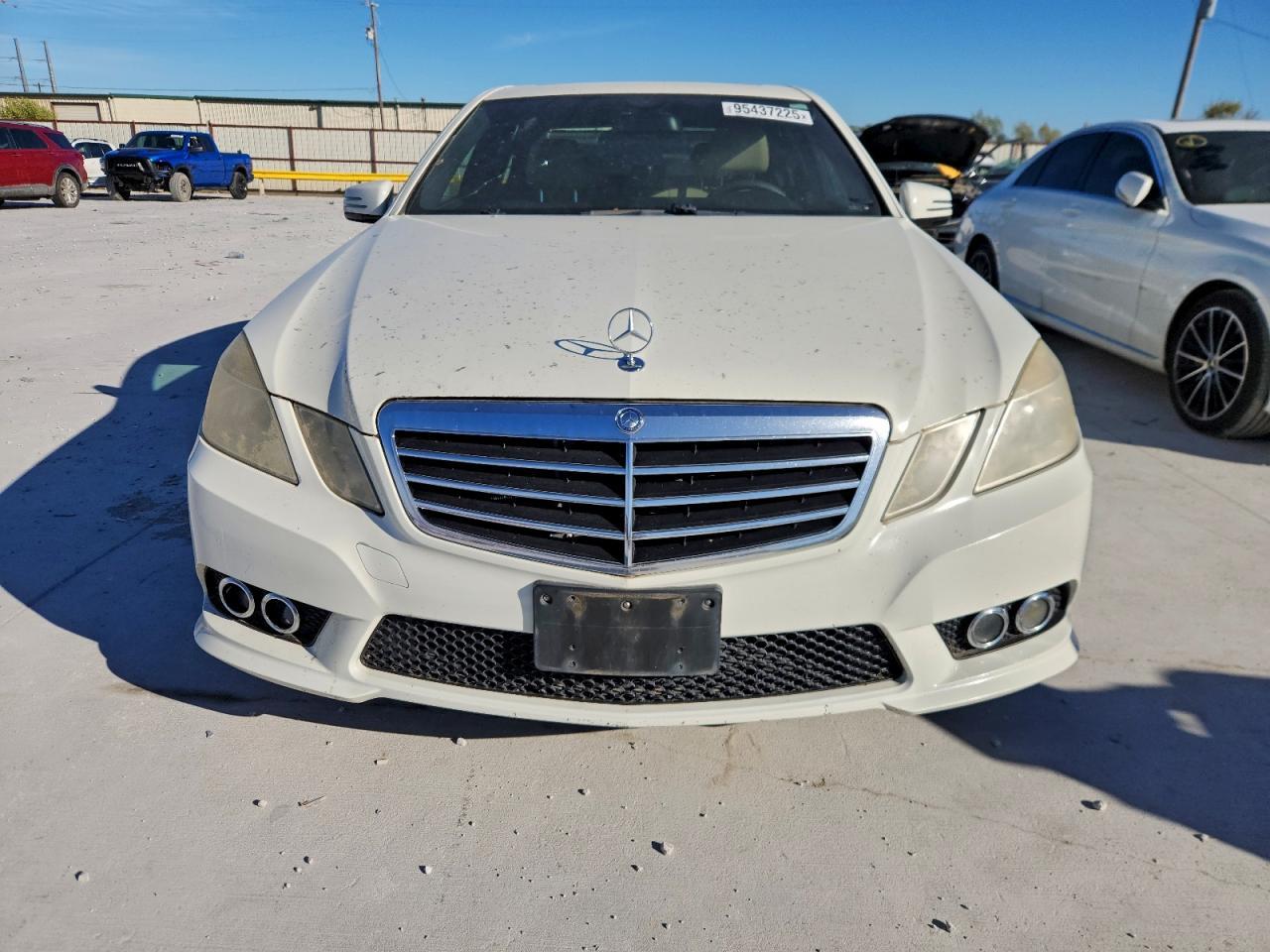 2010 Mercedes Benz E - Фото 5