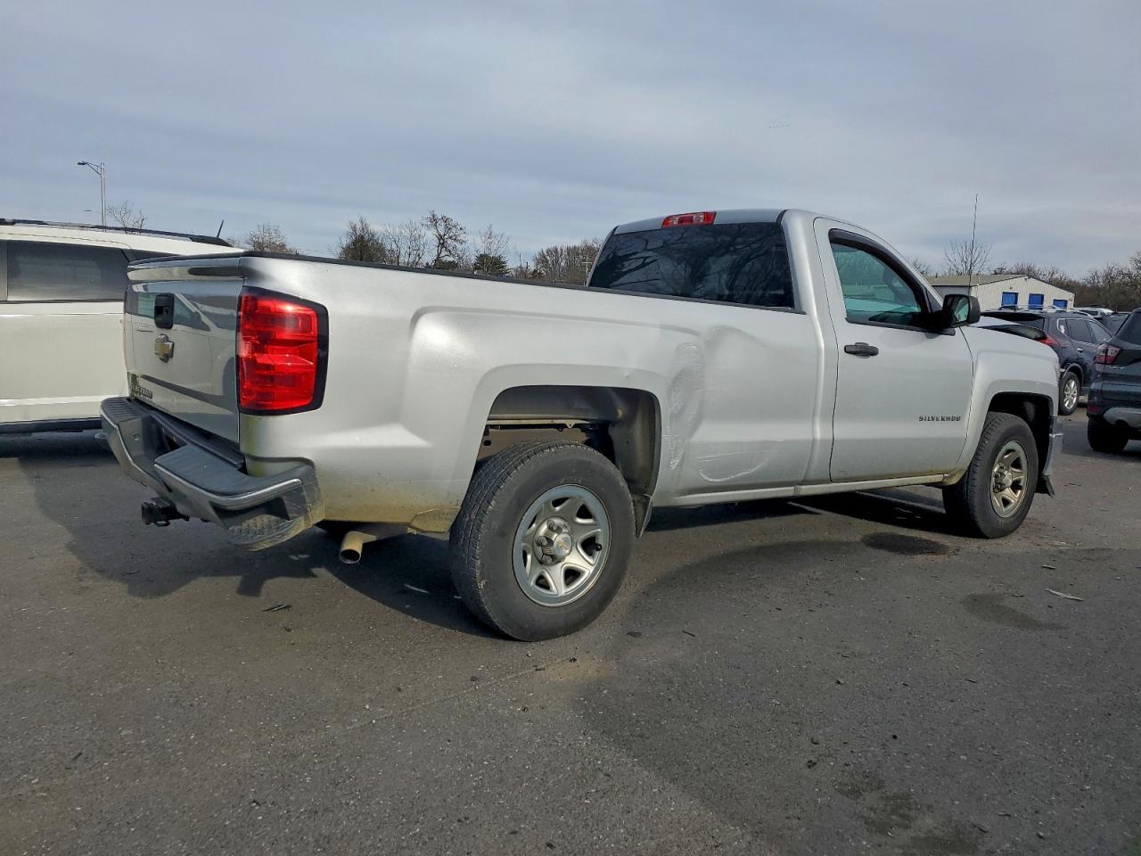 2015 Chevrolet Silverado C1500 - Фото 3