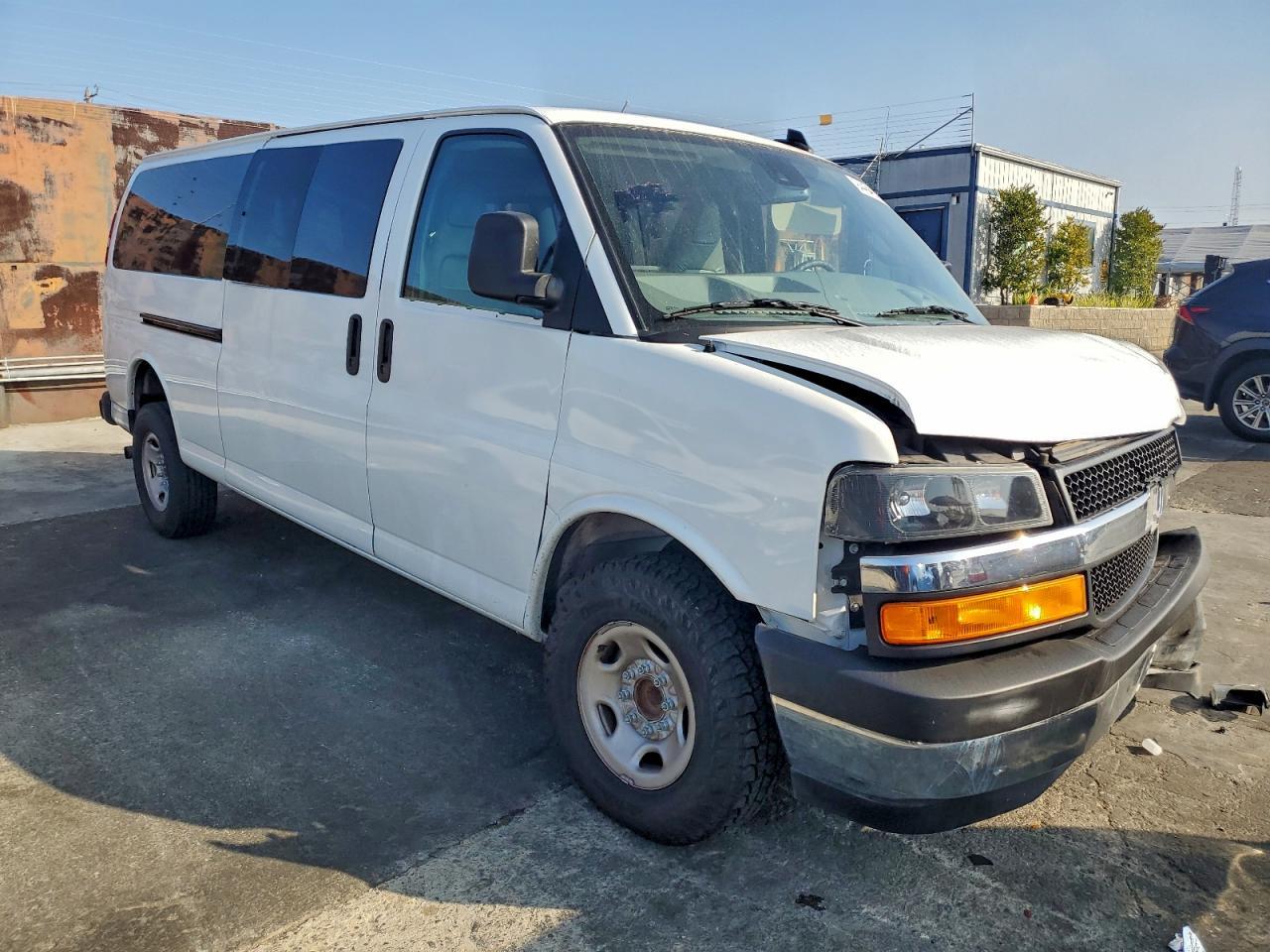 2024 Chevrolet Express G3500 Lt - Фото 4