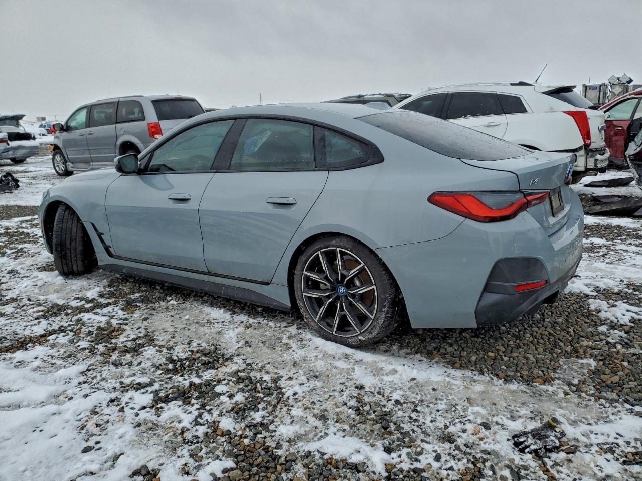 2024 BMW I4 xDrive 40 - Фото 2