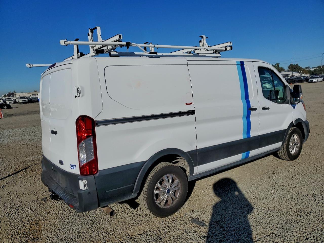 2022 Ford Transit 250 Utility / Service Van - Image 3