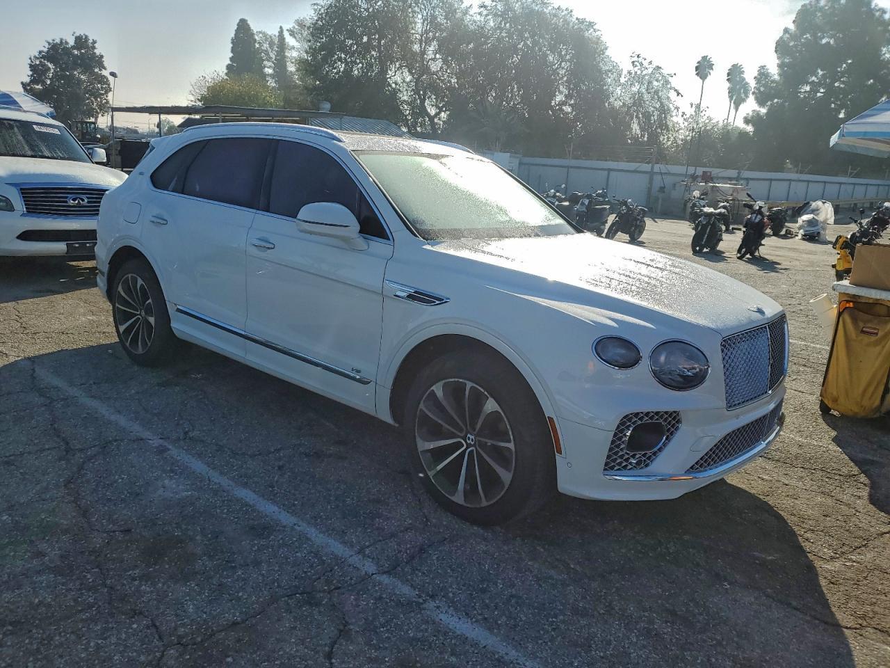 2022 Bently Bentayga - Image 4