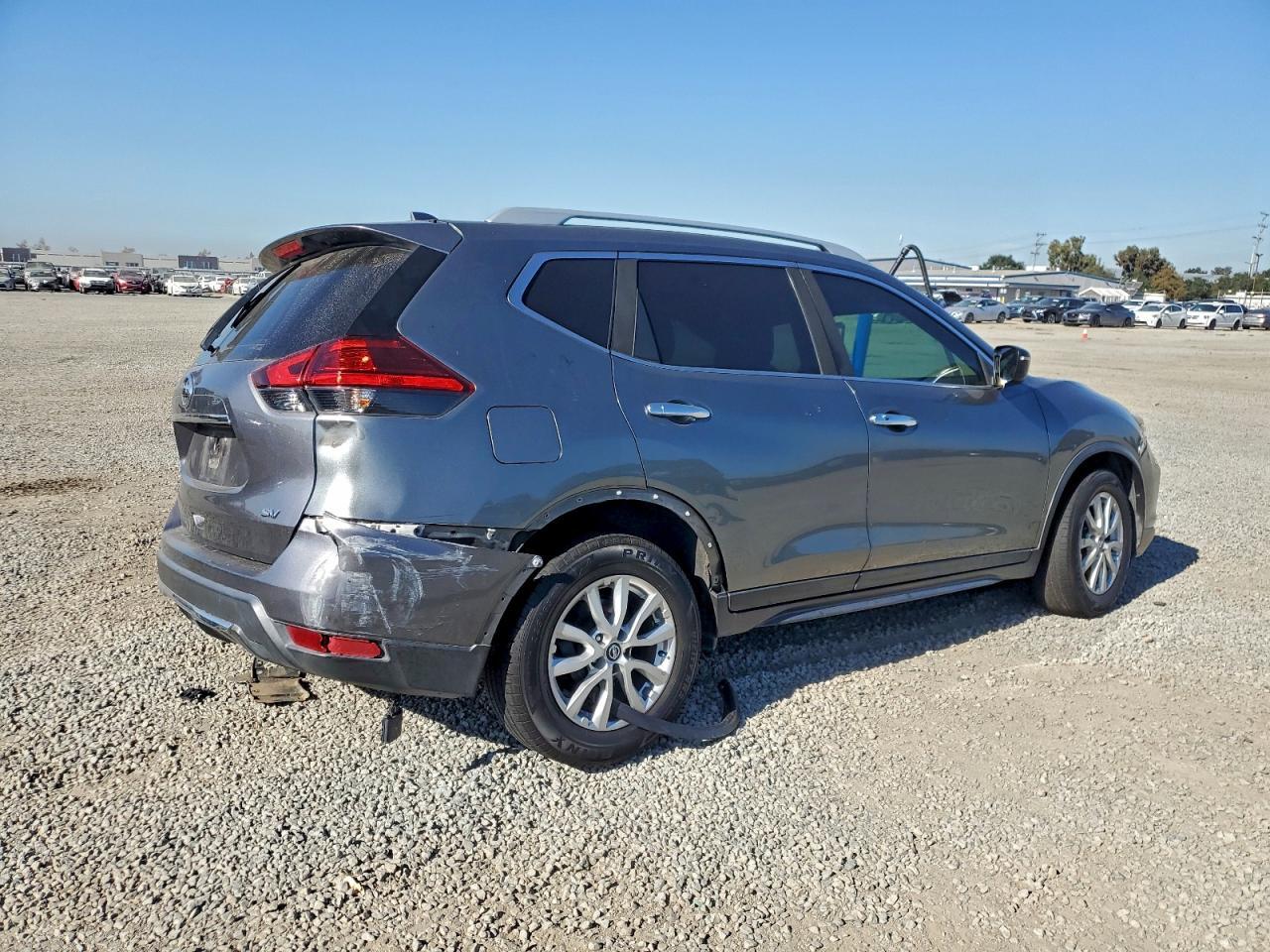 2017 Nissan Rogue Sv - Фото 3
