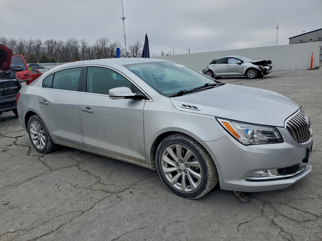 2015 Buick Lacrosse - Image 4