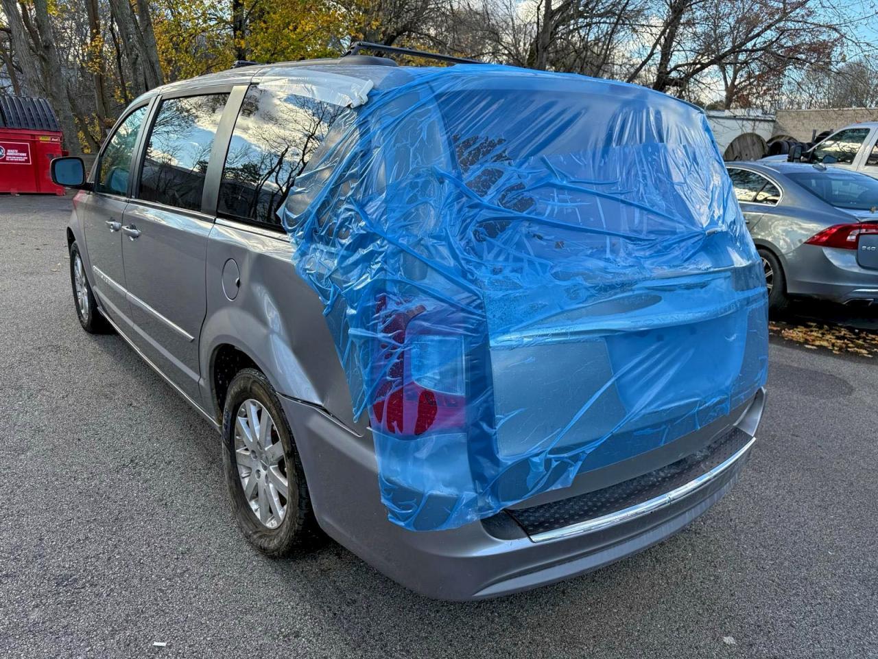 2013 Chrysler Town & Country Touring - Фото 4