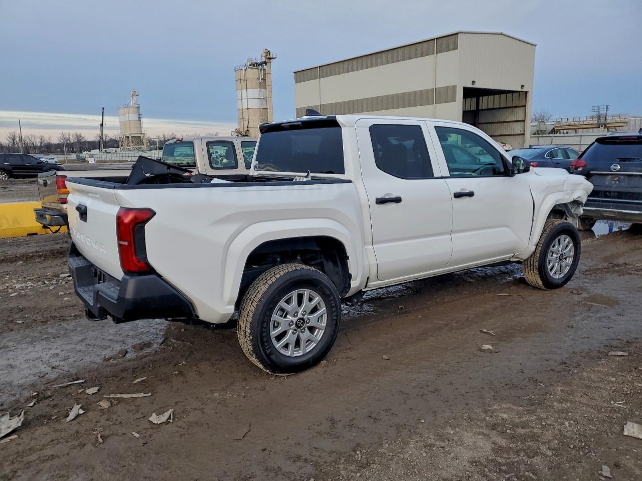2025 Toyota Tacoma Double Cab - Фото 3