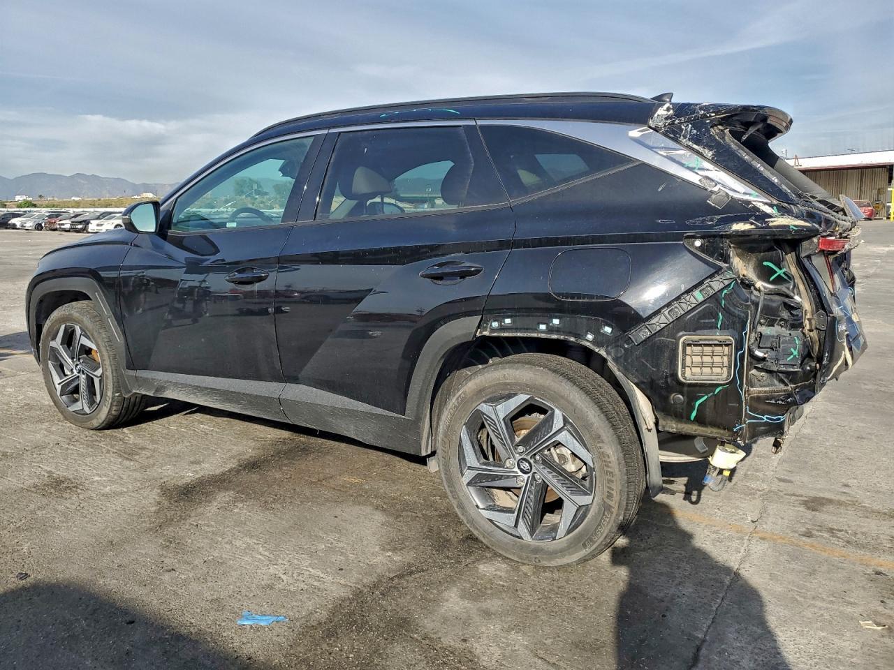 2023 Hyundai Tucson Limited - Фото 2