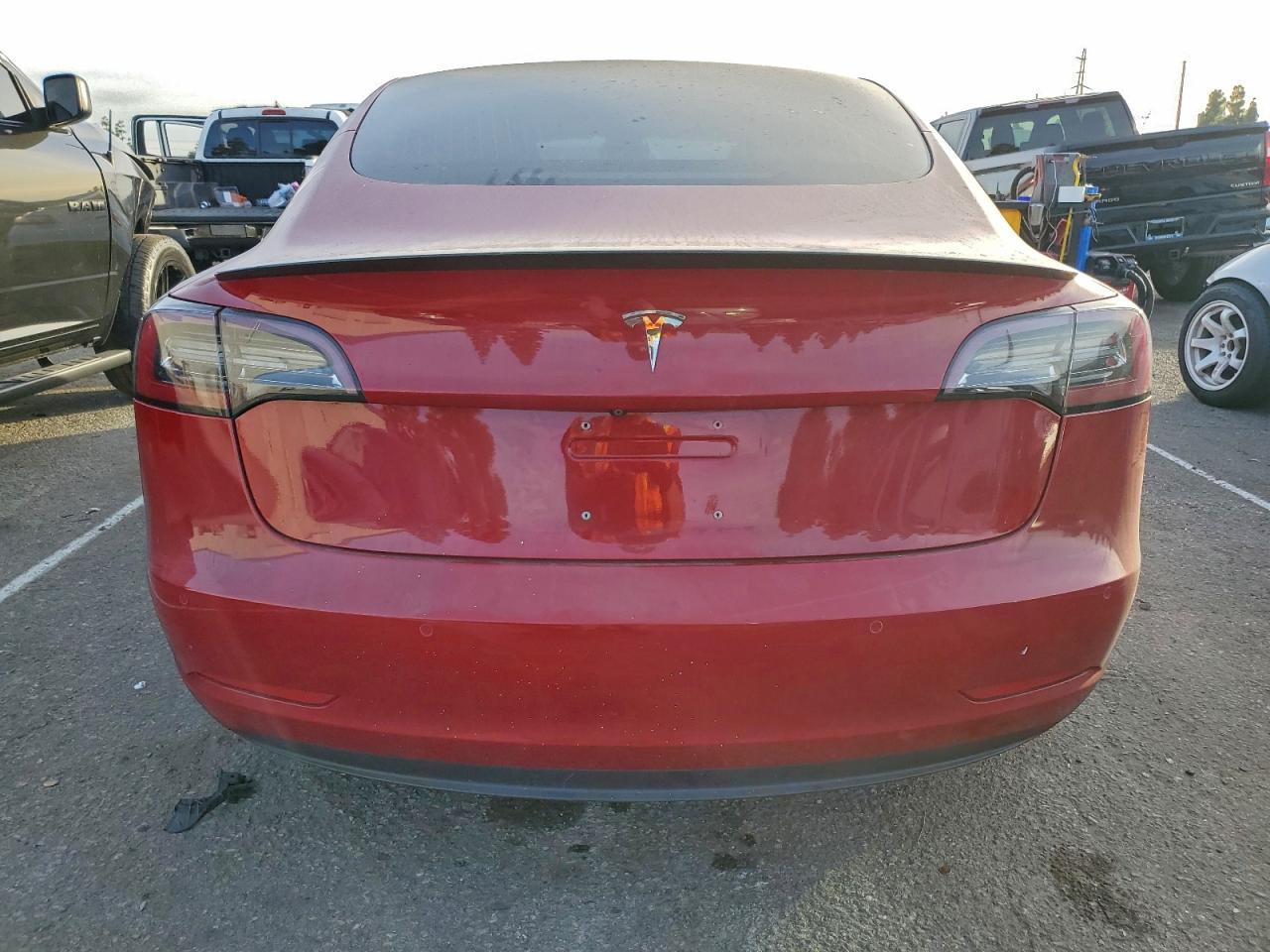 2018 Tesla Model 3 - Image 6
