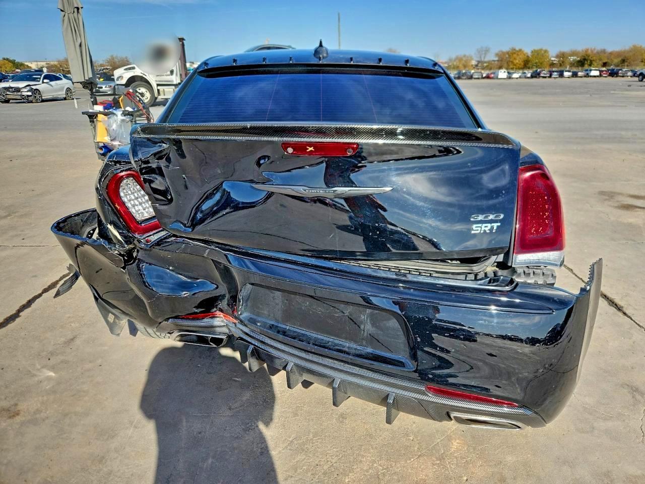 2022 Chrysler 300 Touring - Фото 6