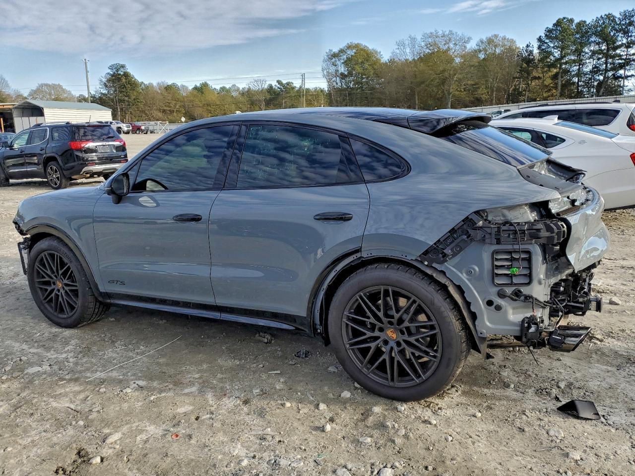 2025 Porsche Cayenne Gts Coupe - Фото 2
