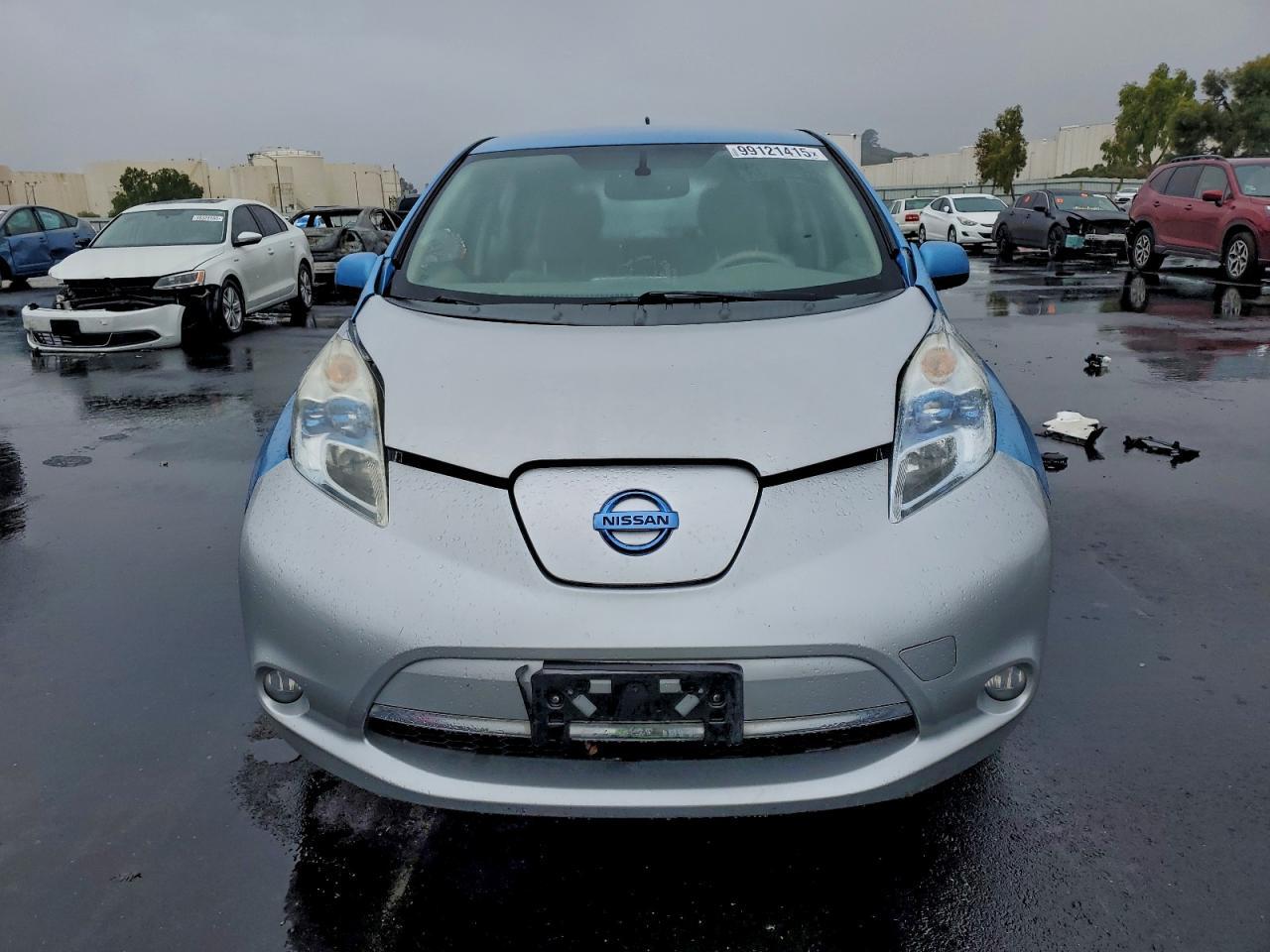 2012 Nissan Leaf Sv - Image 5