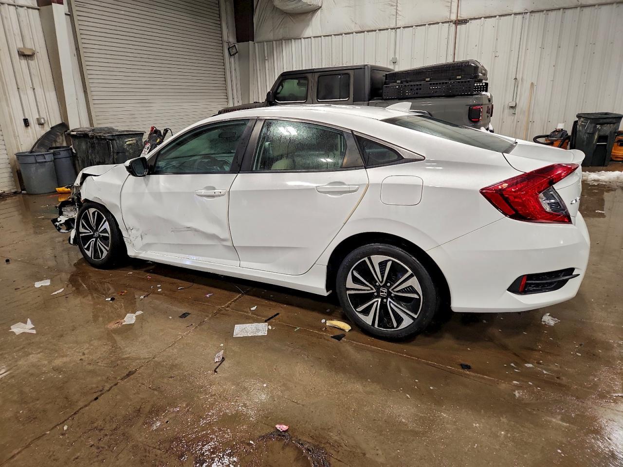 2016 Honda Civic Ex - Фото 2