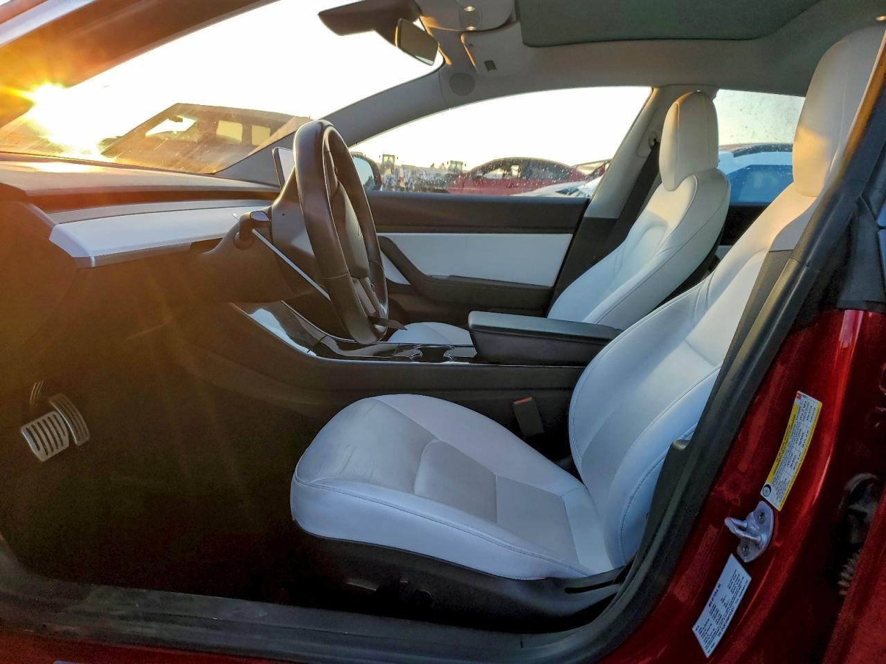 2019 Tesla Model 3 - Image 7