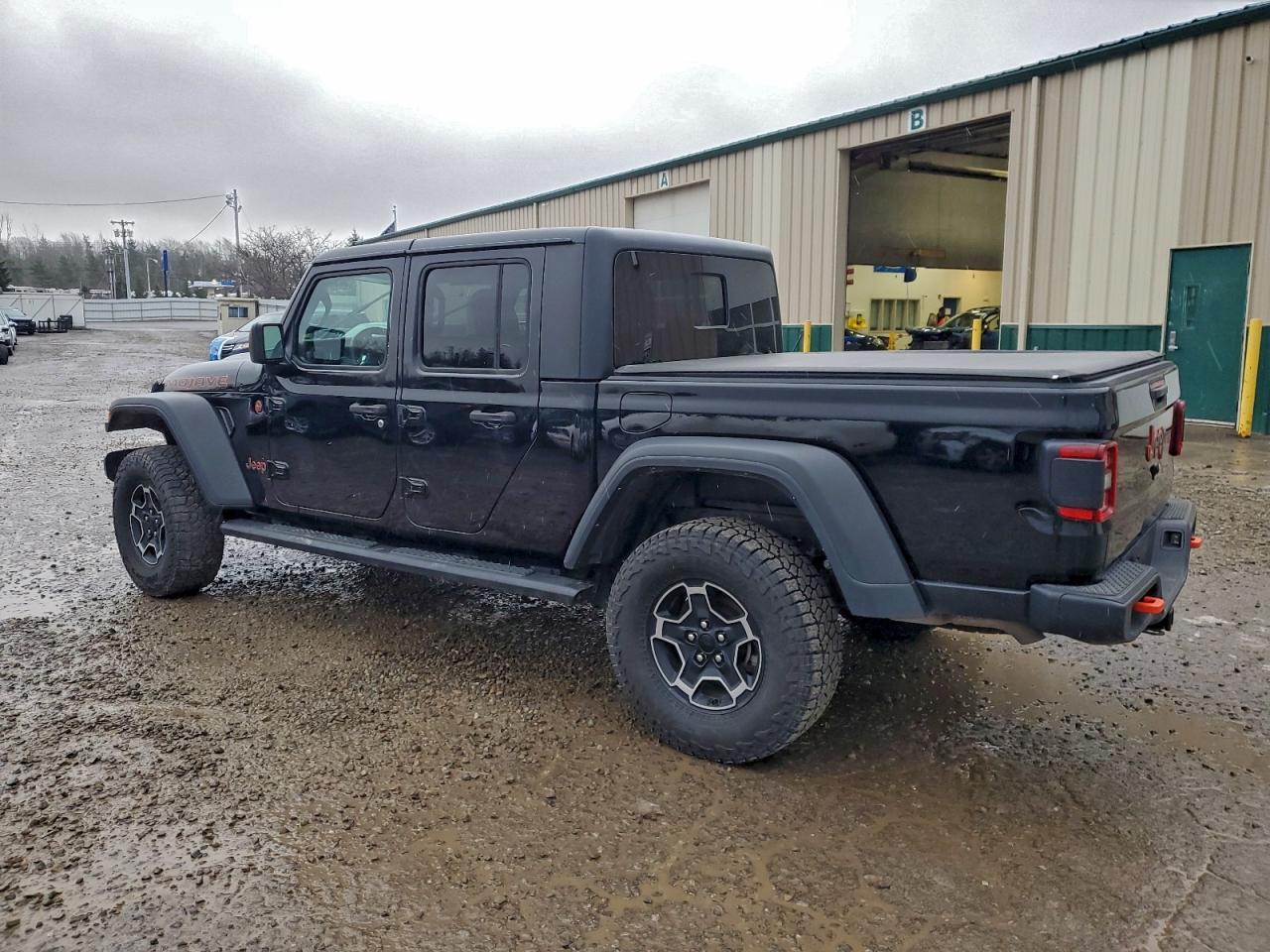 2023 Jeep Gladiator Mojave - Image 2