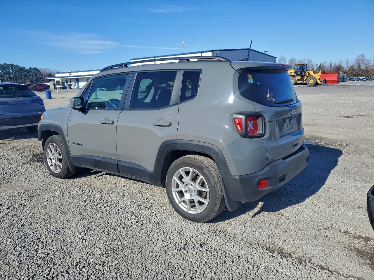 2019 Jeep Renegade Latitude - Фото 2