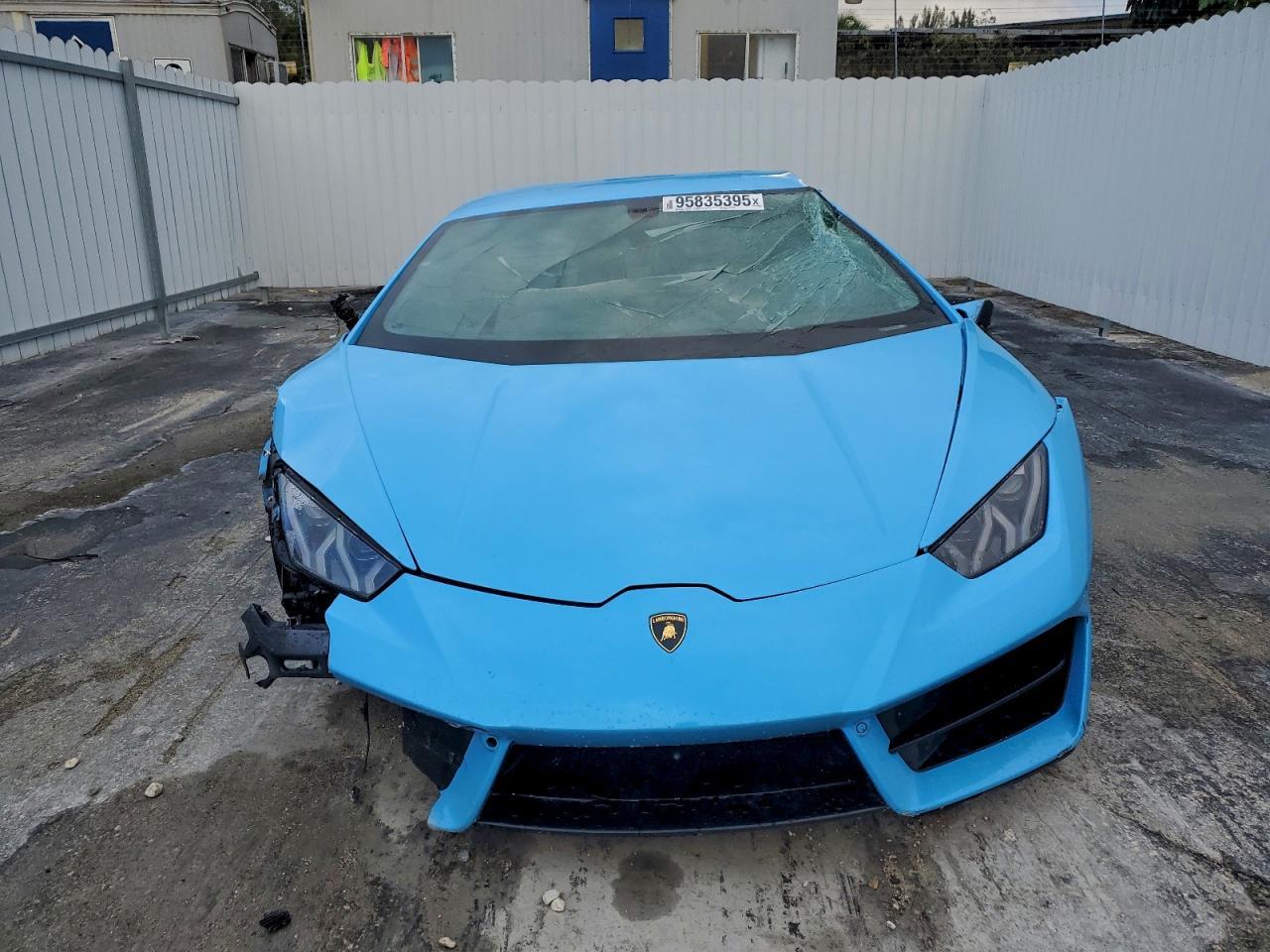 2016 Lamborghini Huracan - Image 5