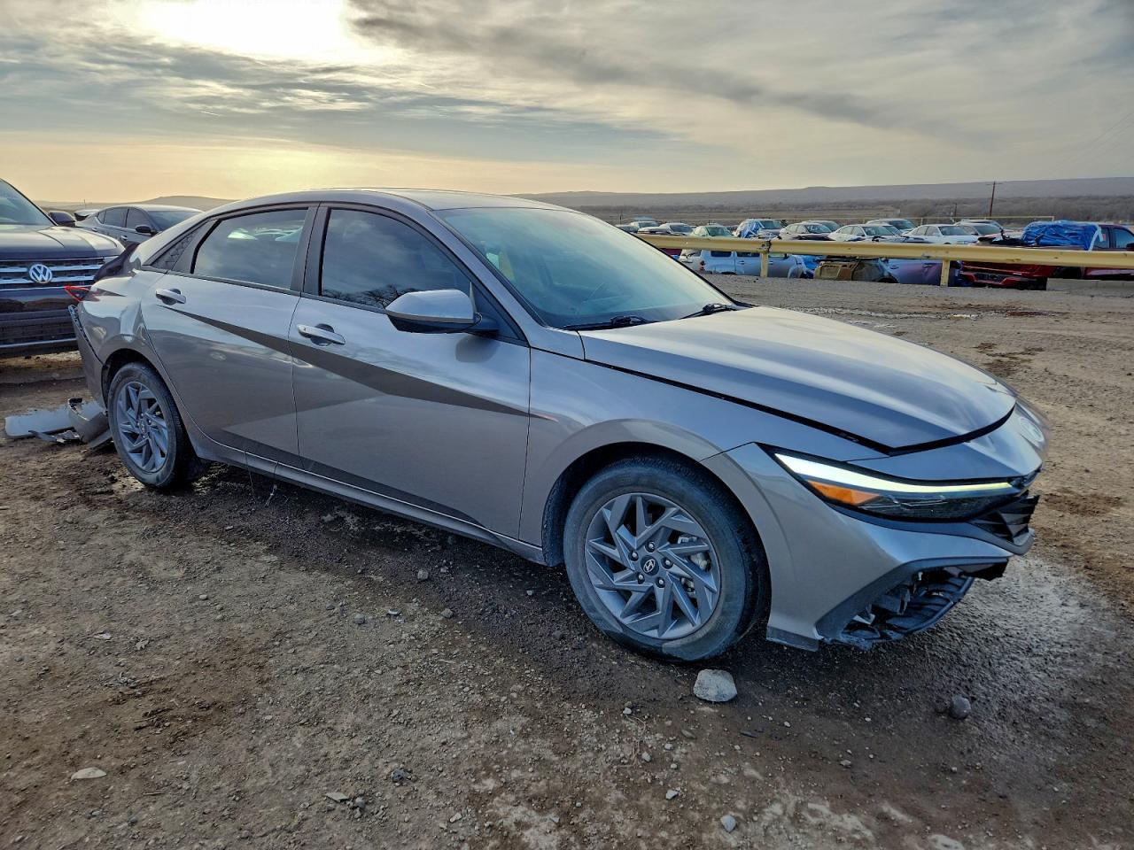 2024 Hyundai Elantra Sel - Фото 4