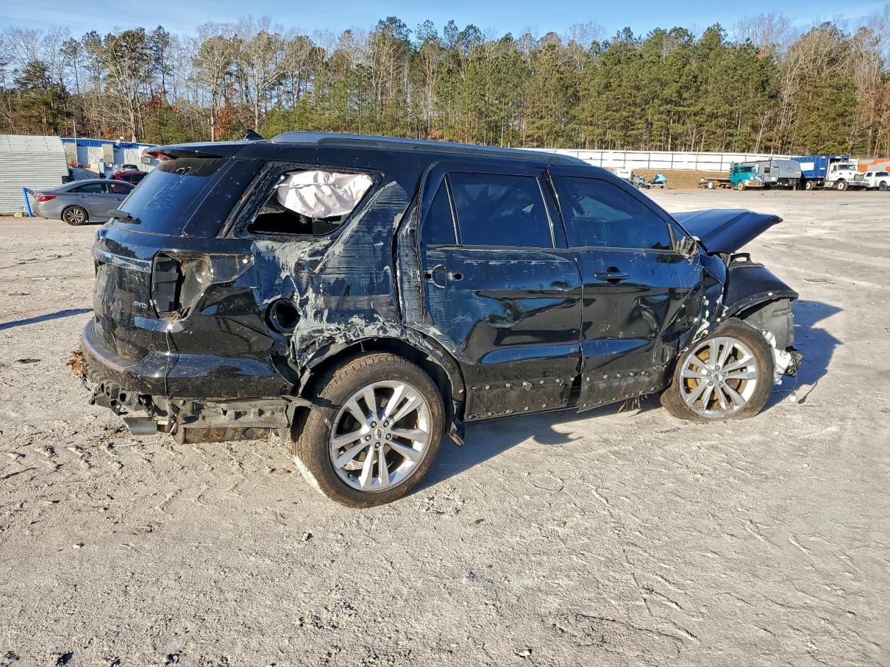 2018 Ford Explorer Xlt - Image 3