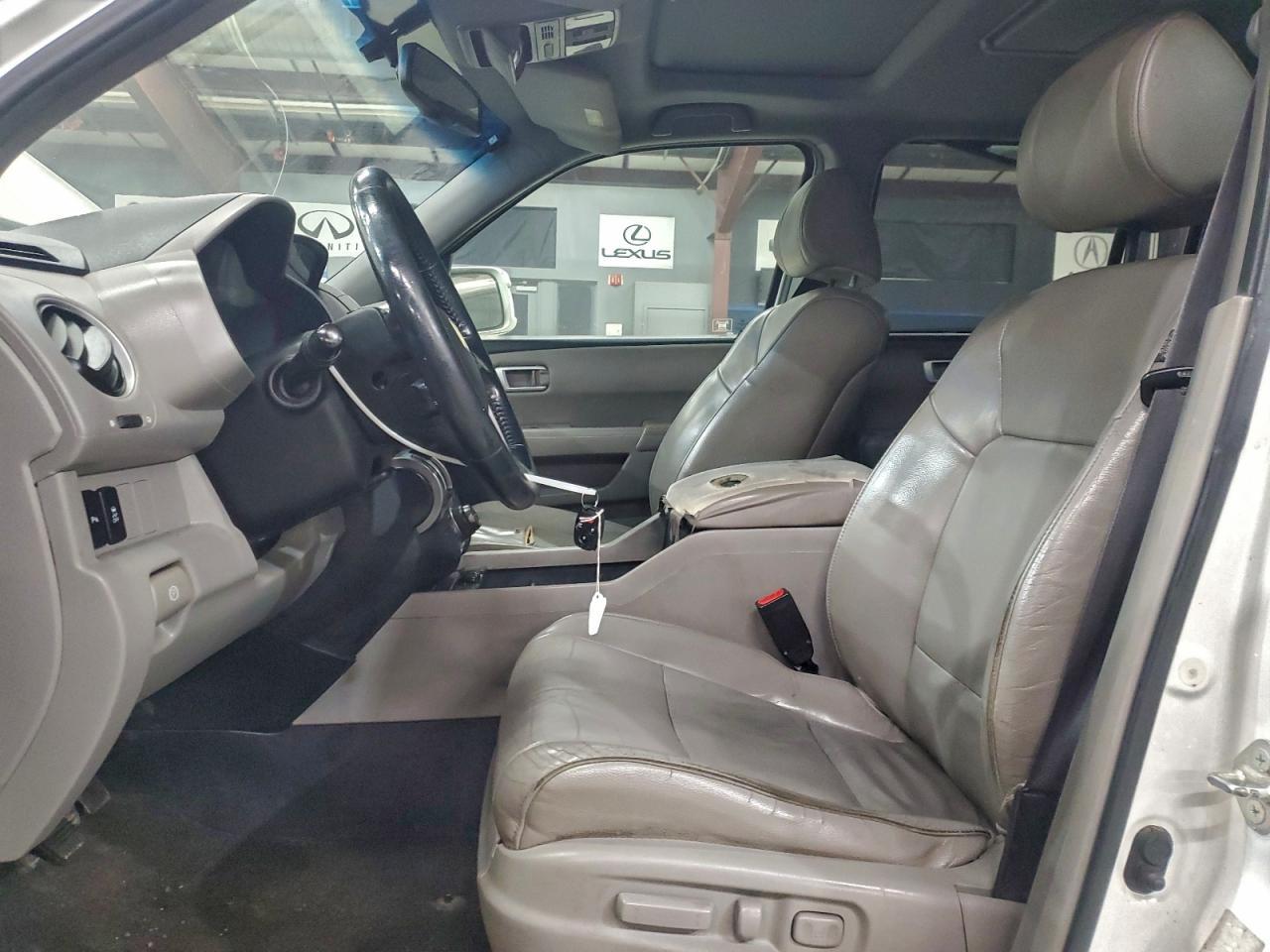 2012 Honda Pilot Touring - Image 7