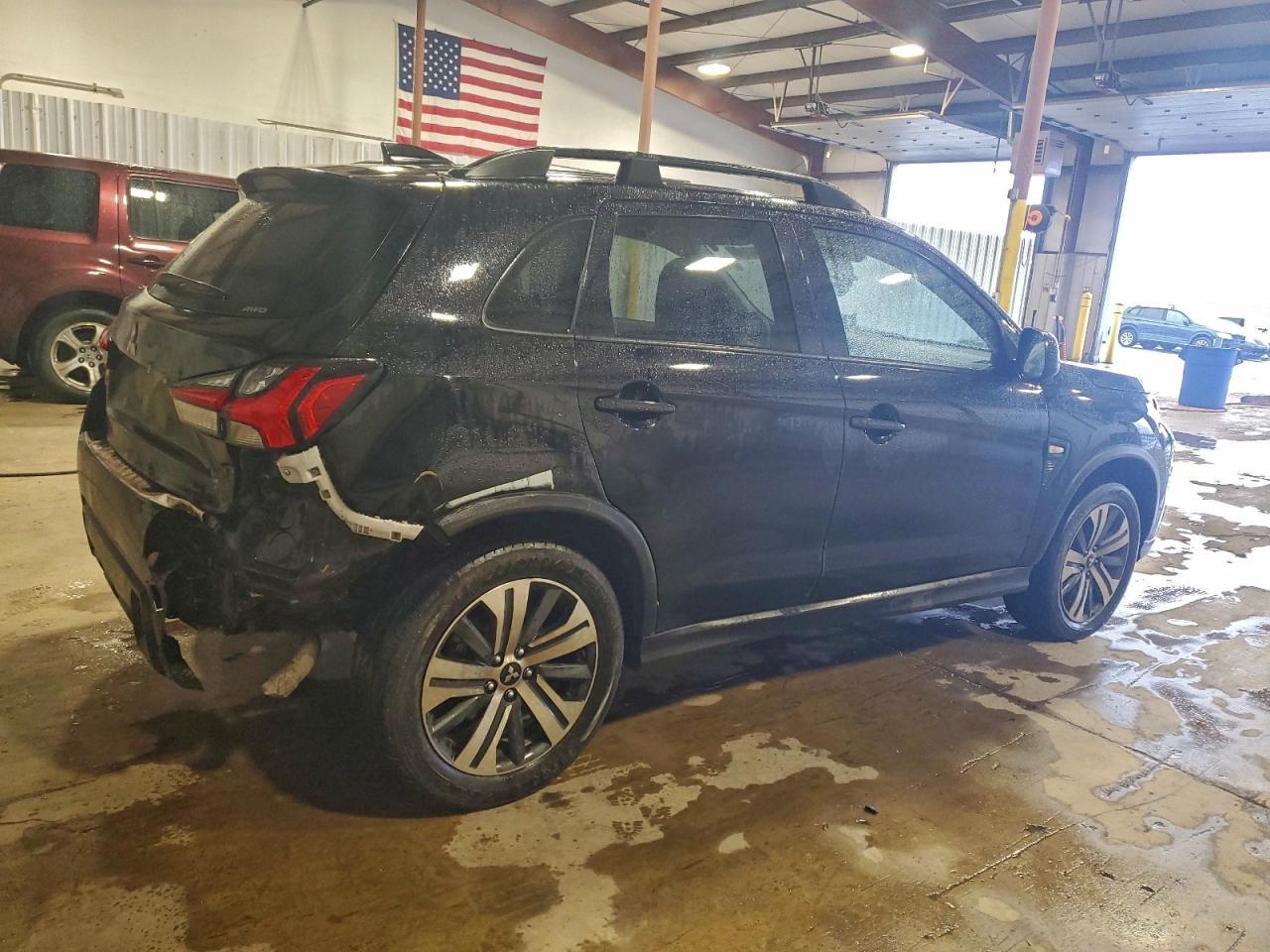 2022 Mitsubishi Outlander Sport Es - Фото 3