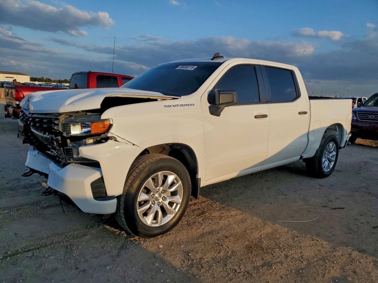 2022 Chevrolet Silverado Ltd C1500 Custom