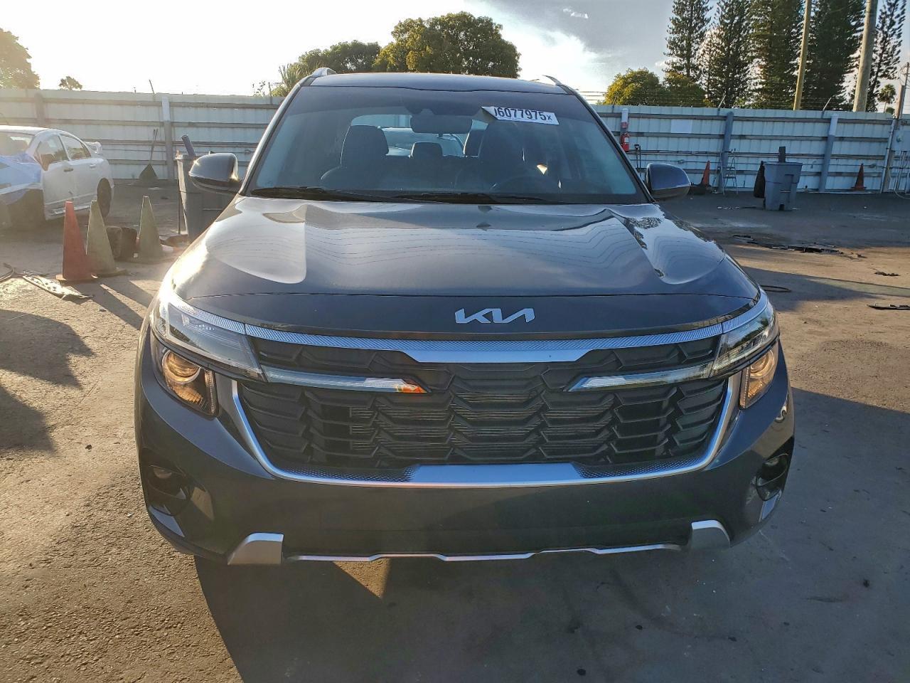 2025 Kia Seltos S - Image 5