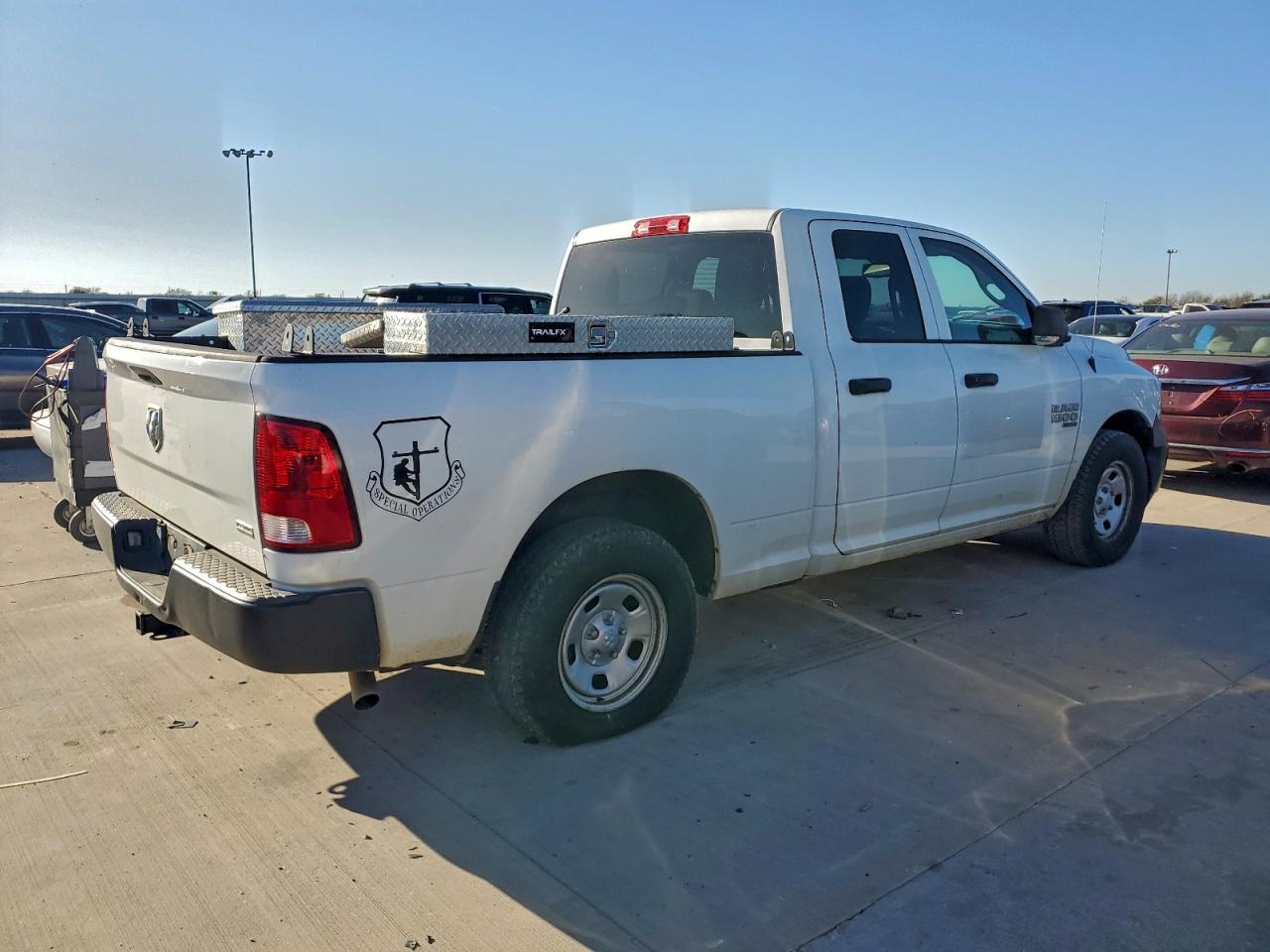 2019 Ram 1500 Classic Tradesman - Фото 3