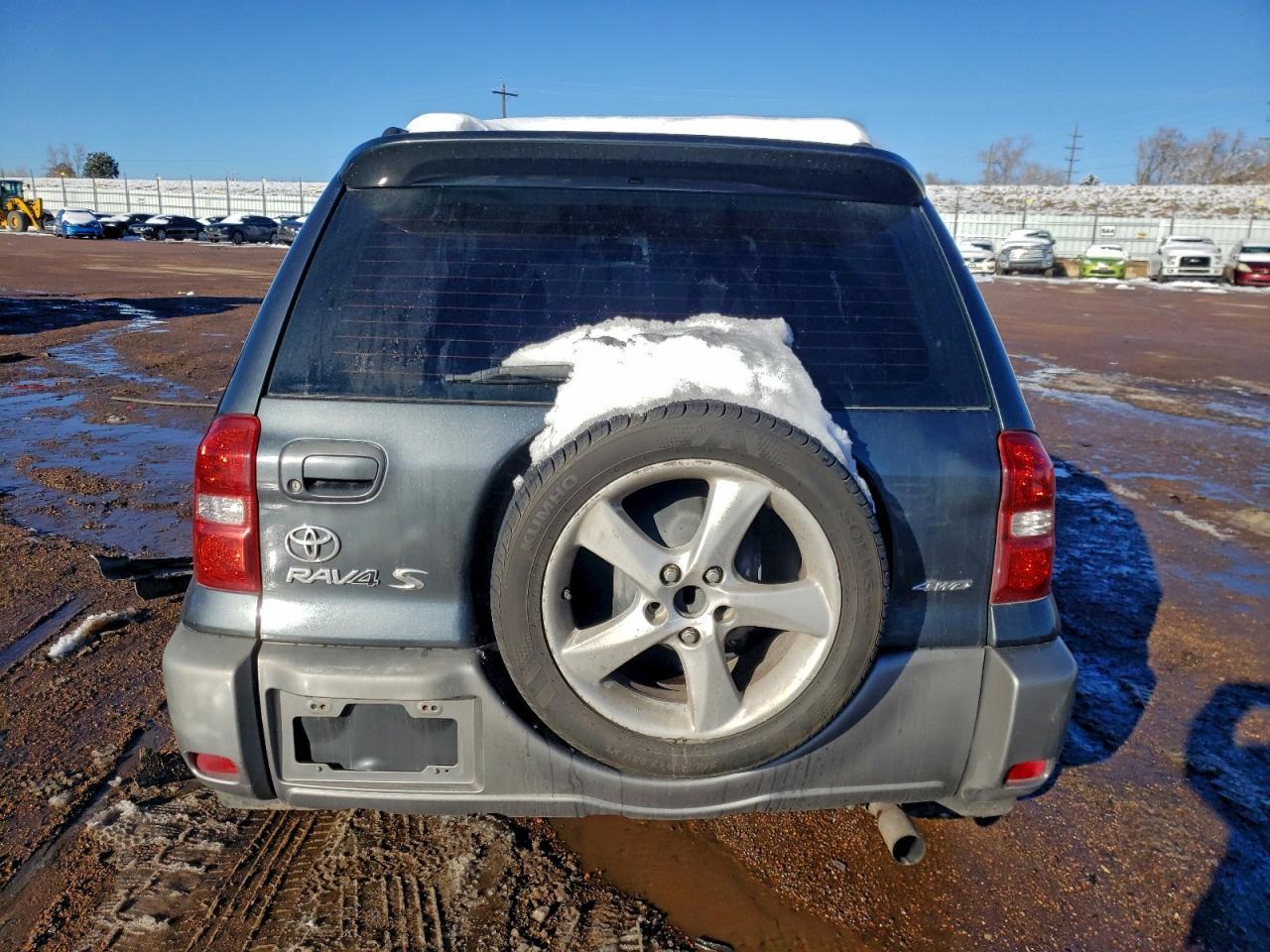 2004 Toyota Rav4 - Image 6