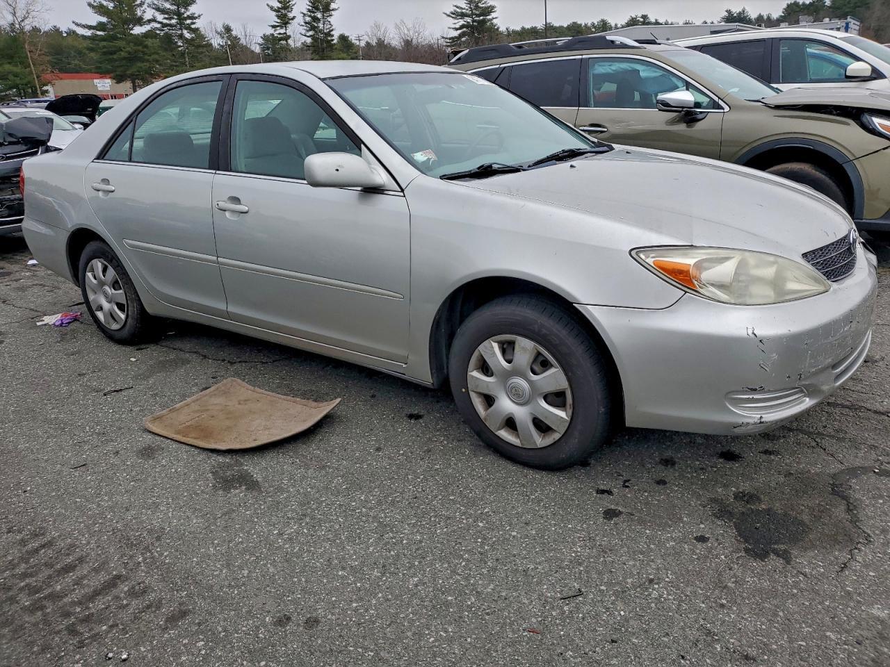 2003 Toyota Camry Le - Image 4