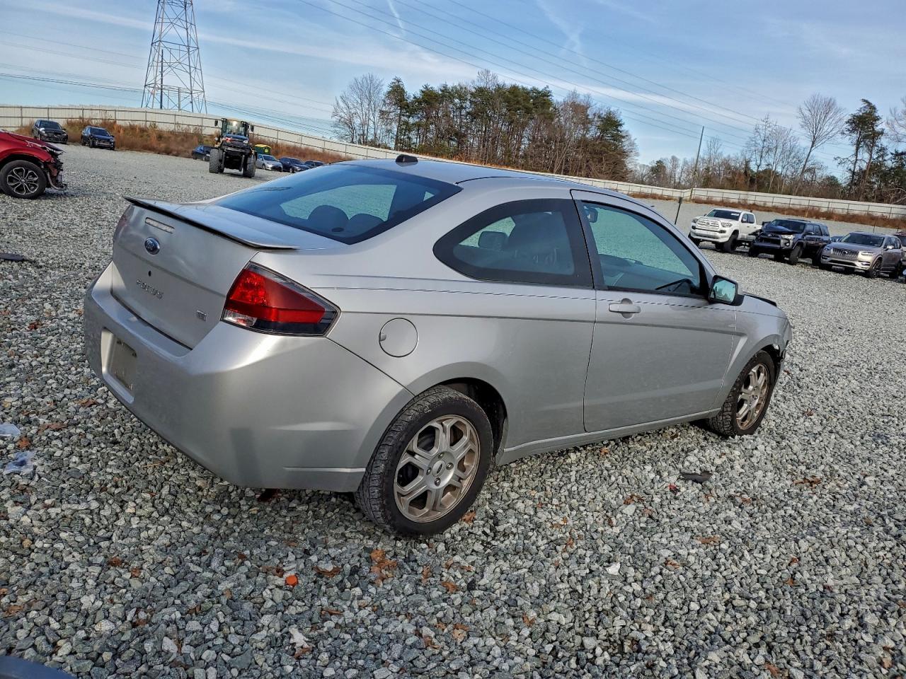 2009 Ford Focus Se - Фото 3