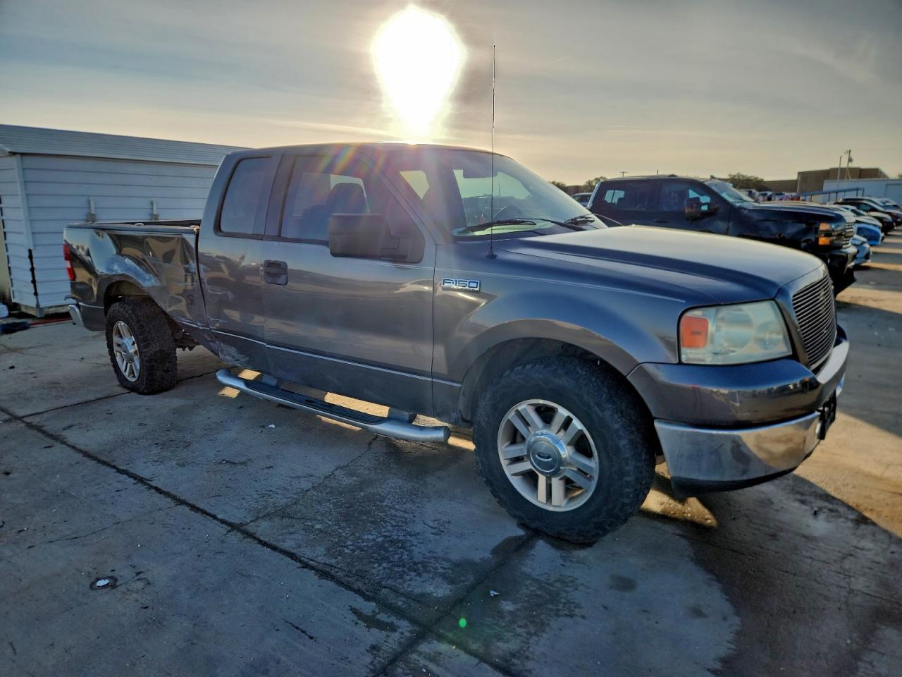 2004 Ford F150 - Фото 4