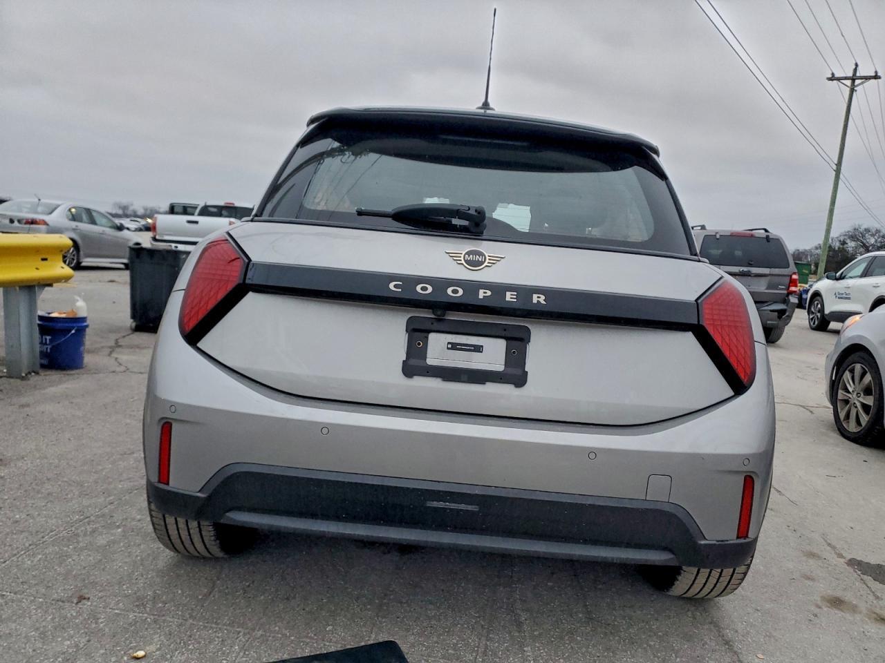 2025 Mini Cooper Base - Фото 6