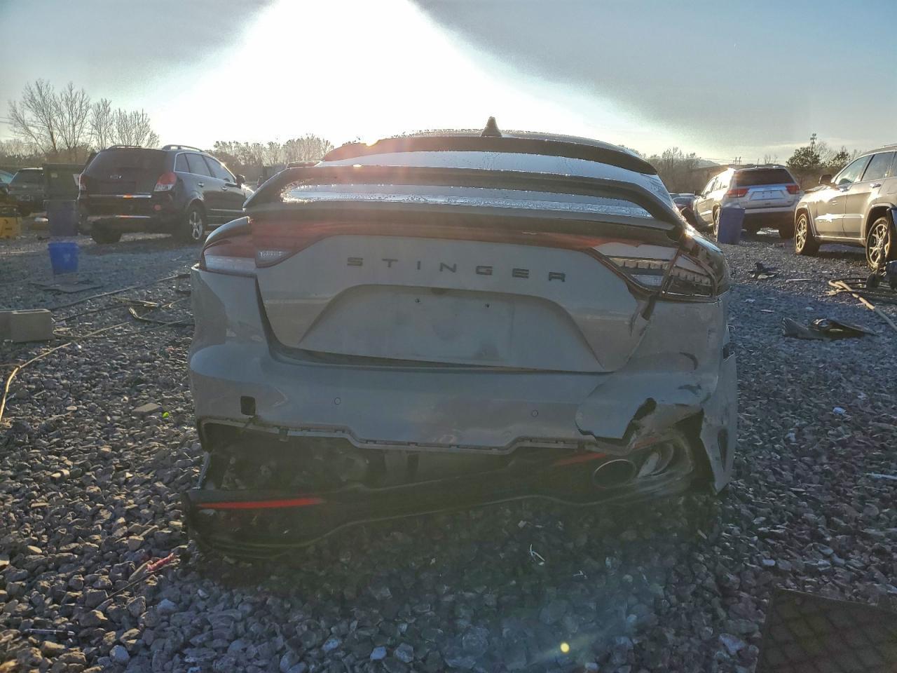 2022 Kia Stinger Gt1 - Фото 6