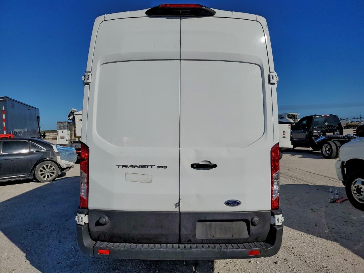 2021 Ford Transit Refrigerated Delivery Van - Image 6