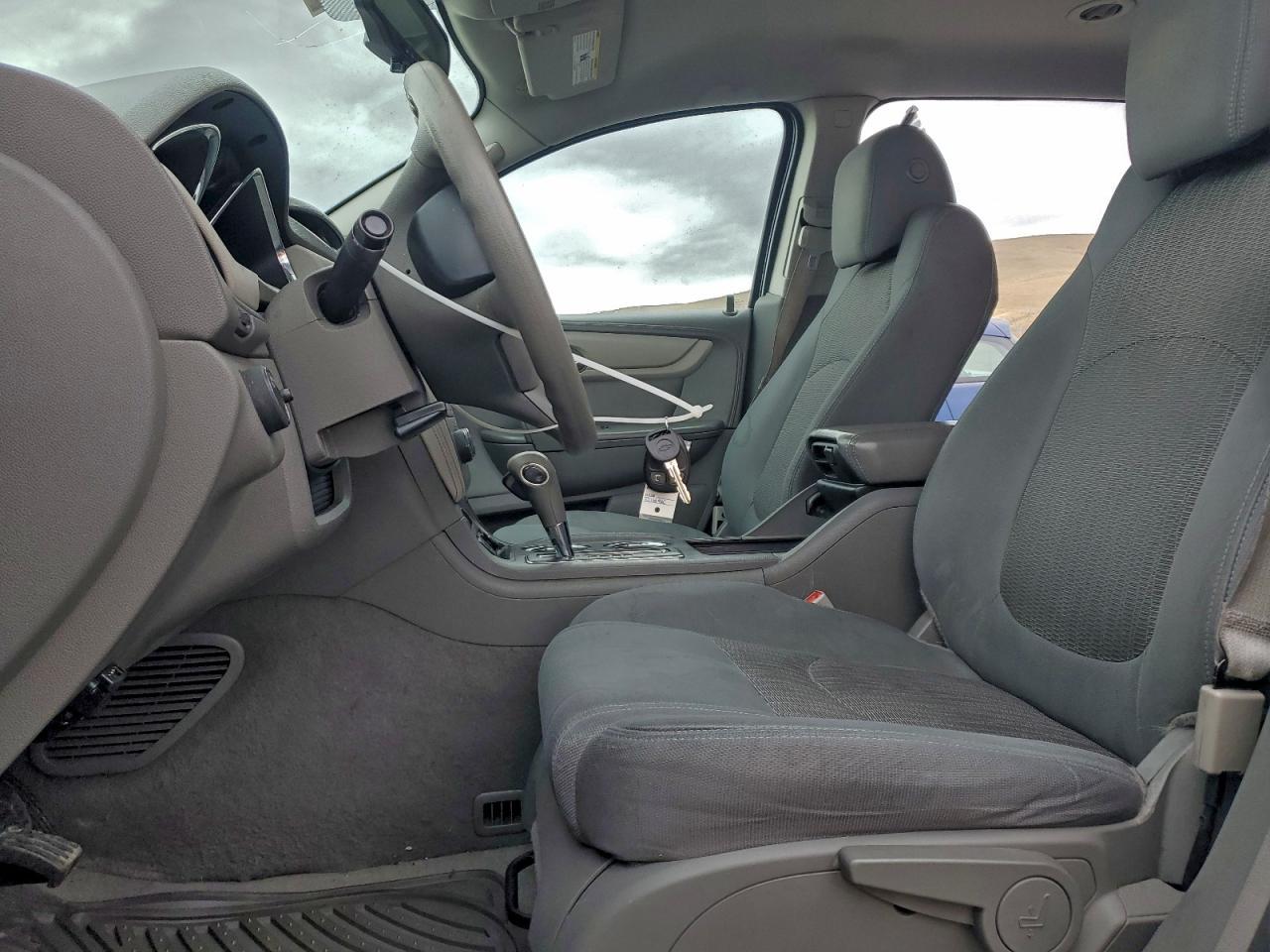 2015 Chevrolet Traverse Ls - Image 7