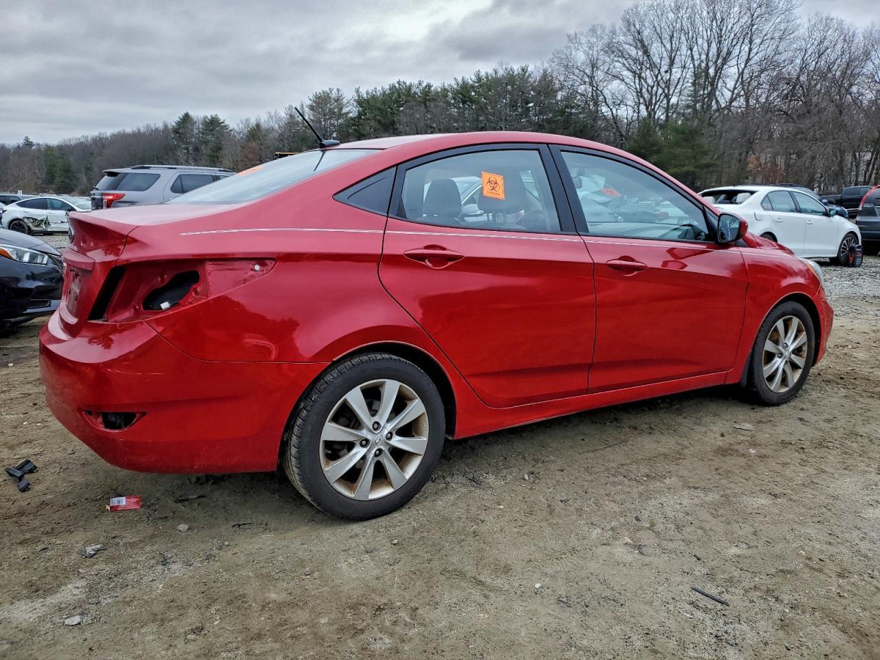 2012 Hyundai Accent Gls - Image 3