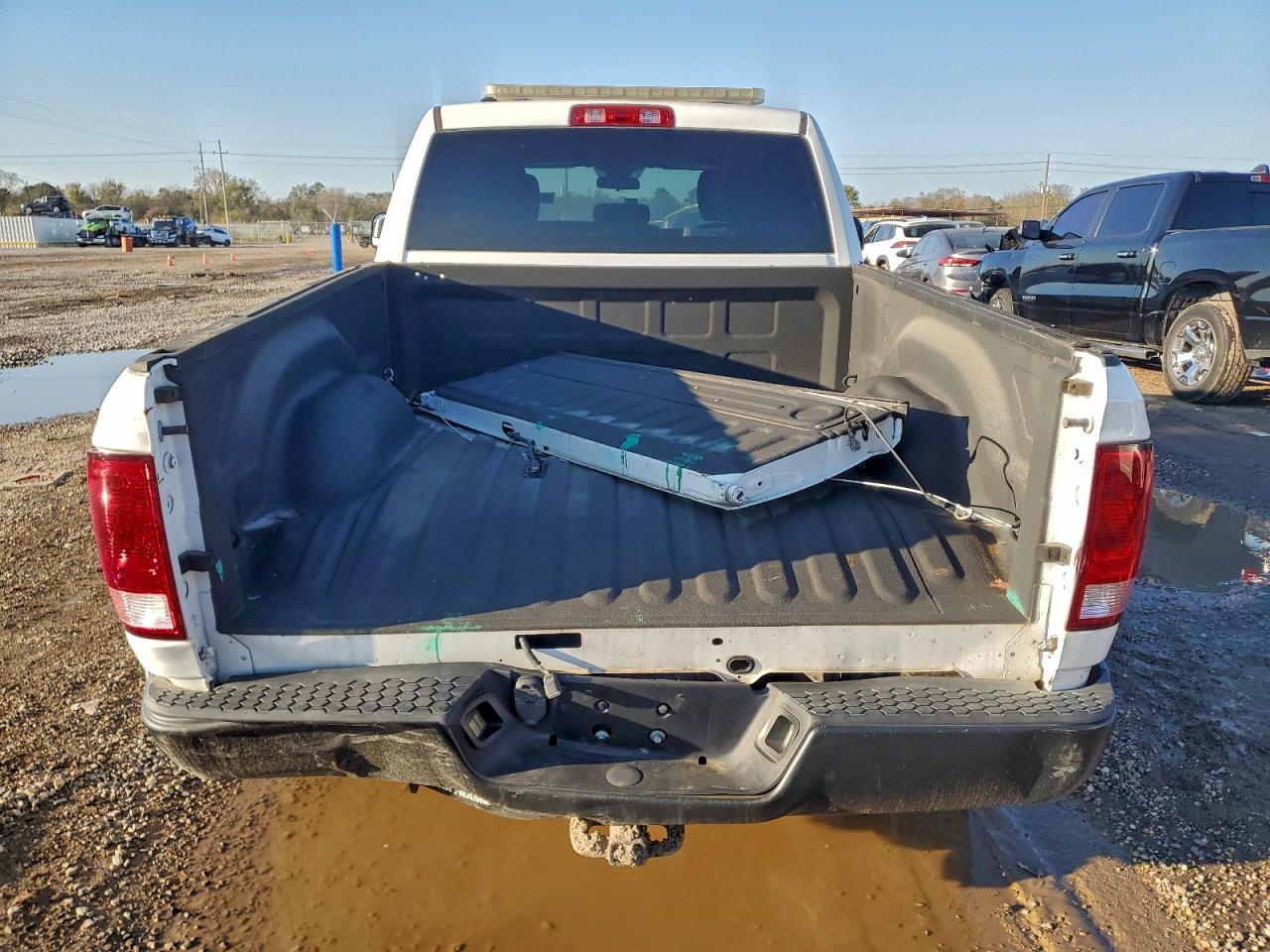 2022 Ram 1500 Classic Tradesman - Фото 6