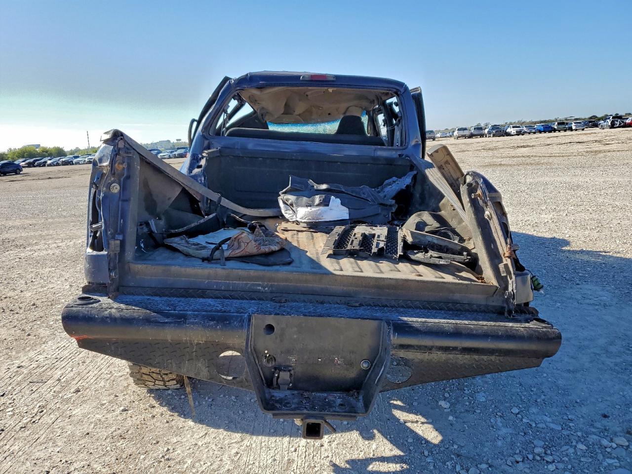 2002 Ford F250 Super Duty - Image 6