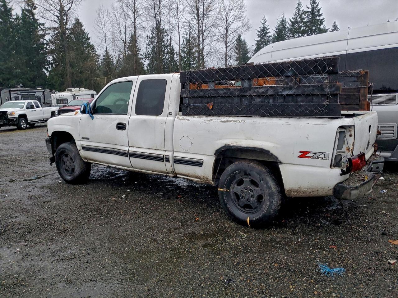 2001 Chevrolet Silverado K1500 - Фото 2