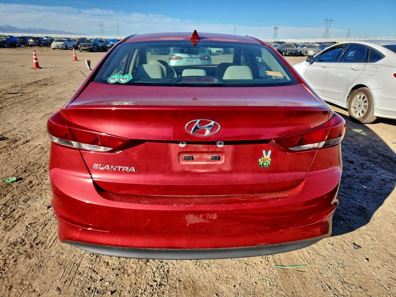 2017 Hyundai Elantra - Image 6