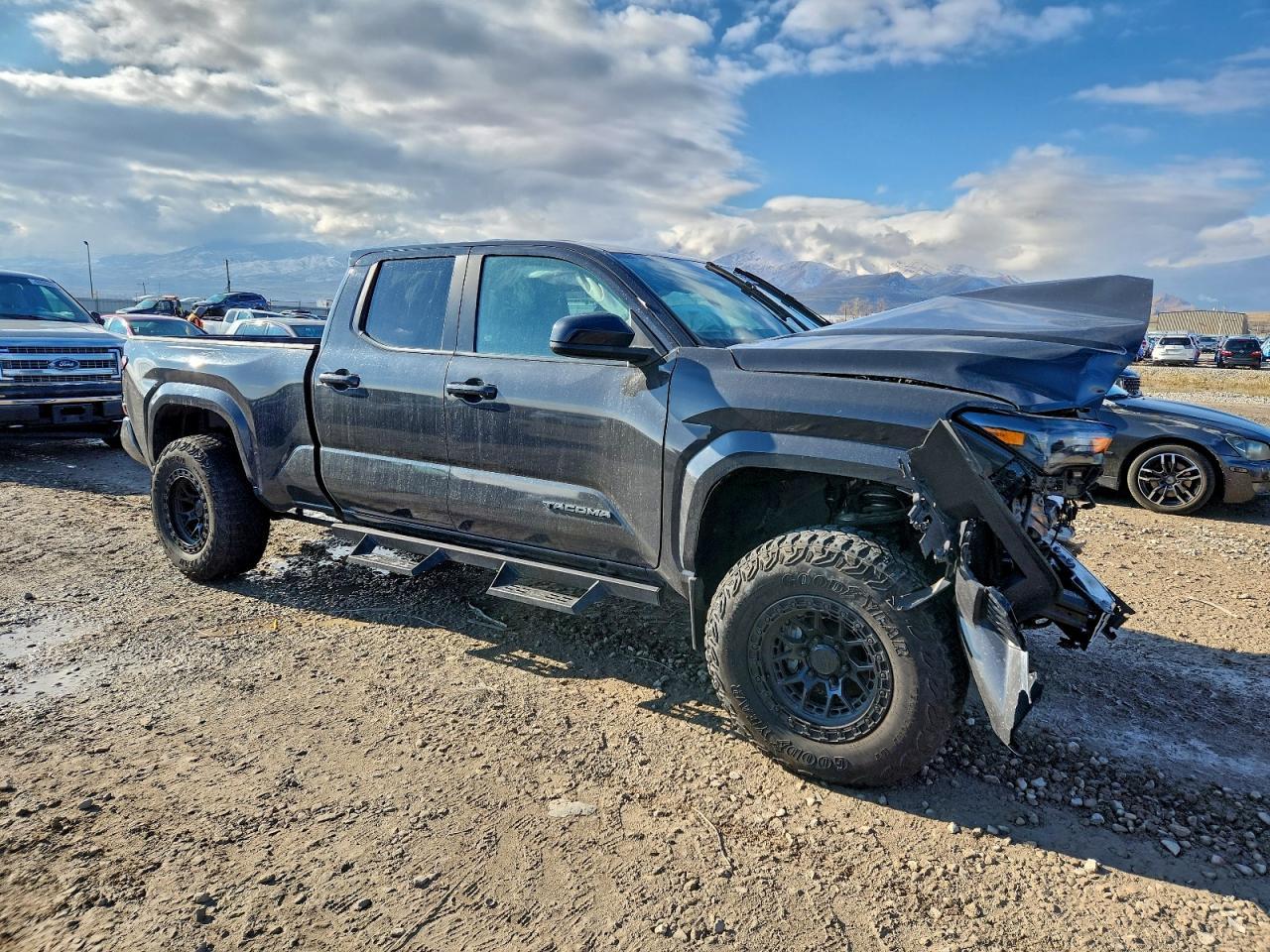2024 Toyota Tacoma Double Cab - Image 4