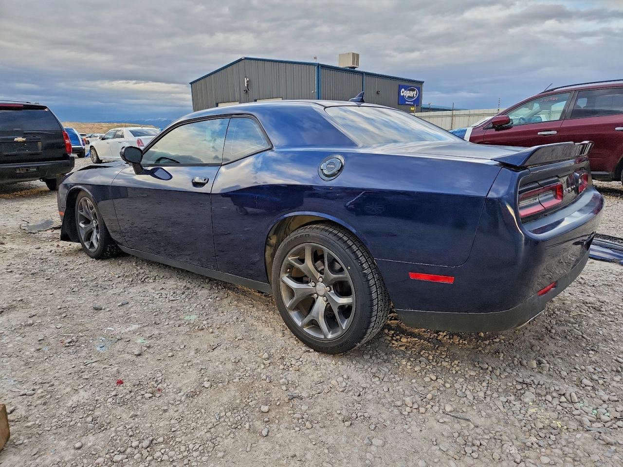 2015 Dodge Challenger Sxt Plus - Image 2