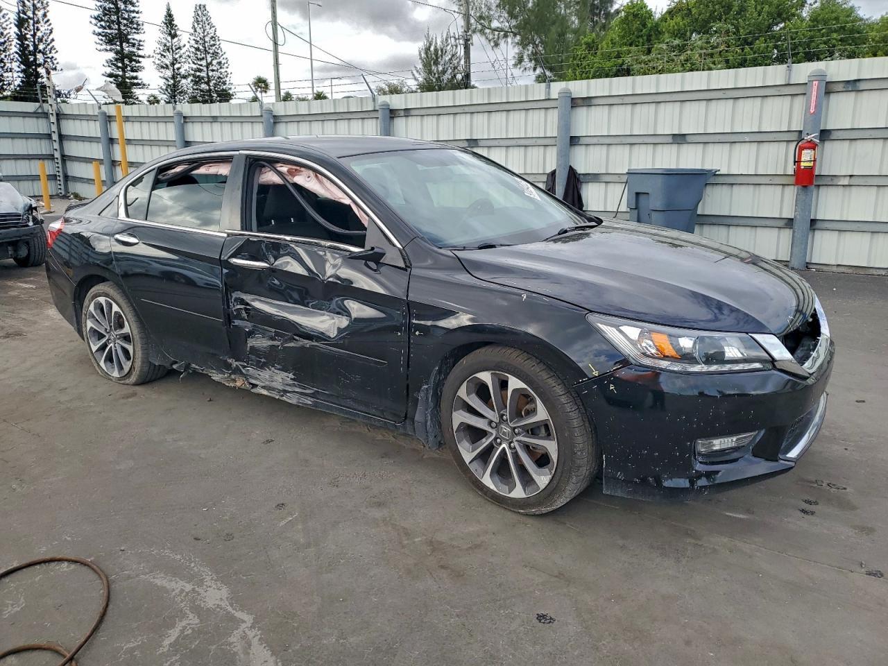 2015 Honda Accord Sport - Фото 4