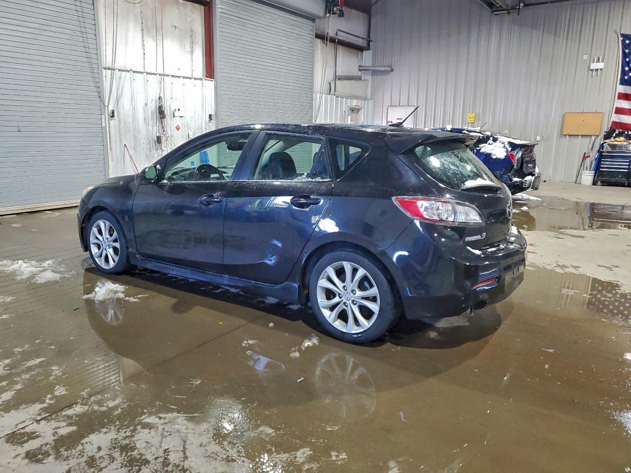 2011 Mazda 3 S - Фото 2