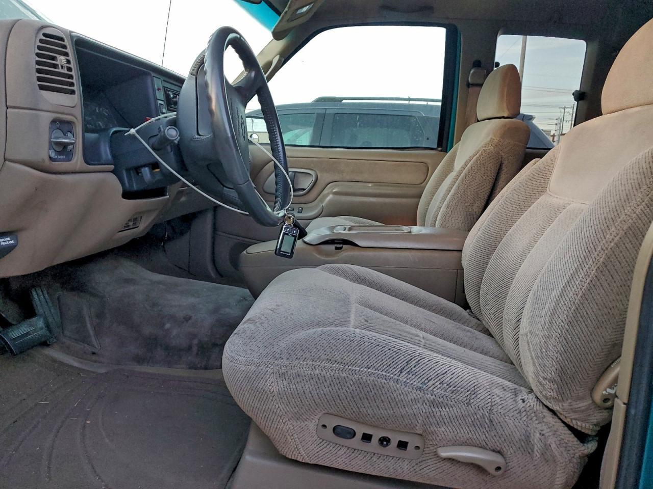 1996 Chevrolet Gmt-400 K1500 - Image 7