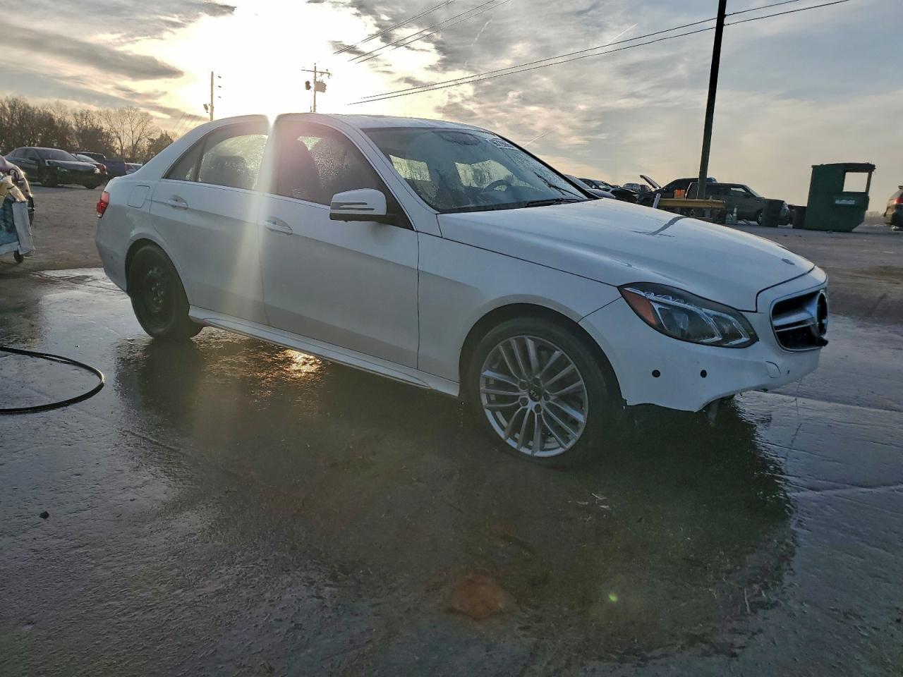 2014 Mercedes-Benz E 350 4Matic - Image 4