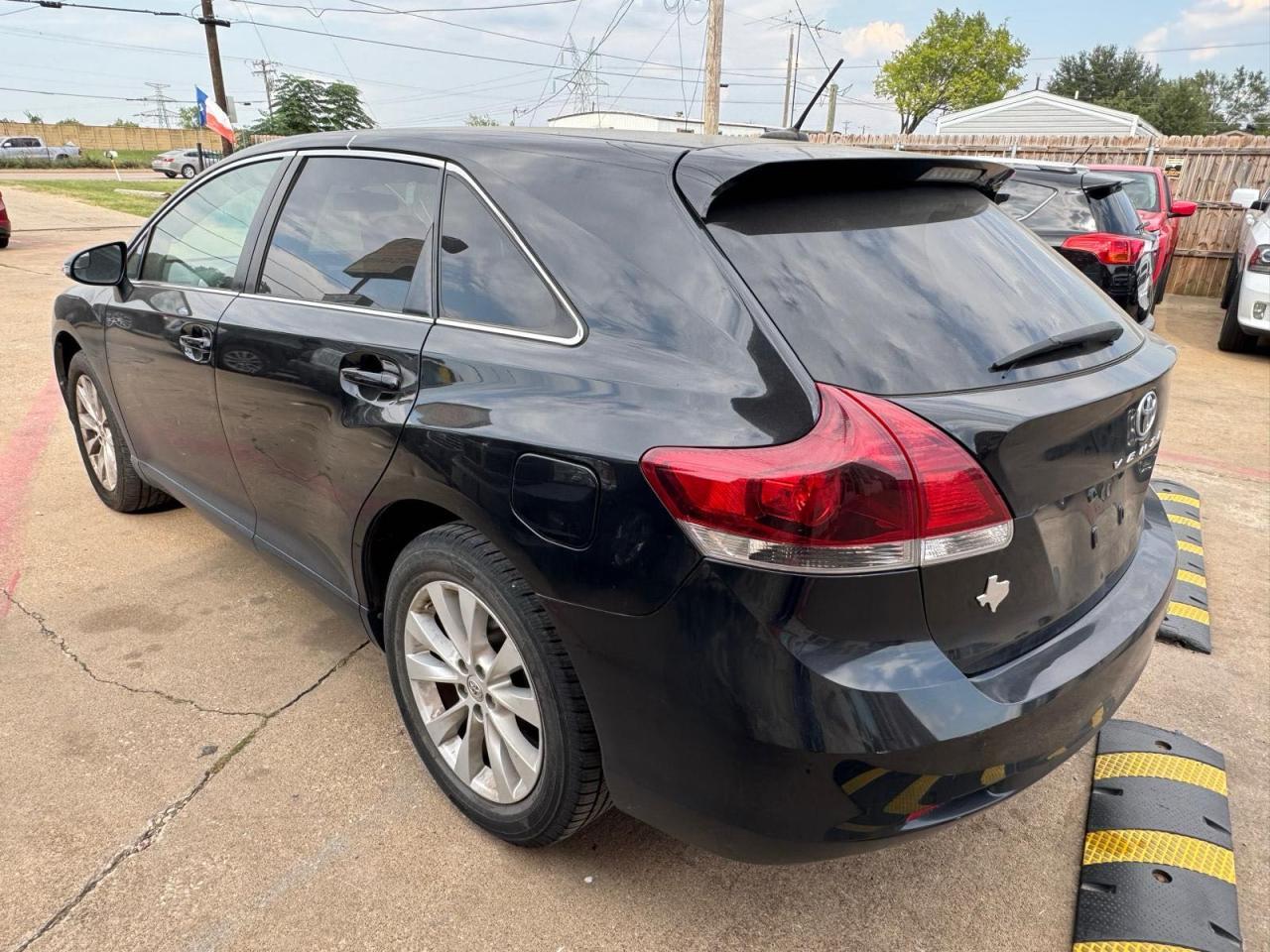 2013 Toyota Venza Le - Фото 3