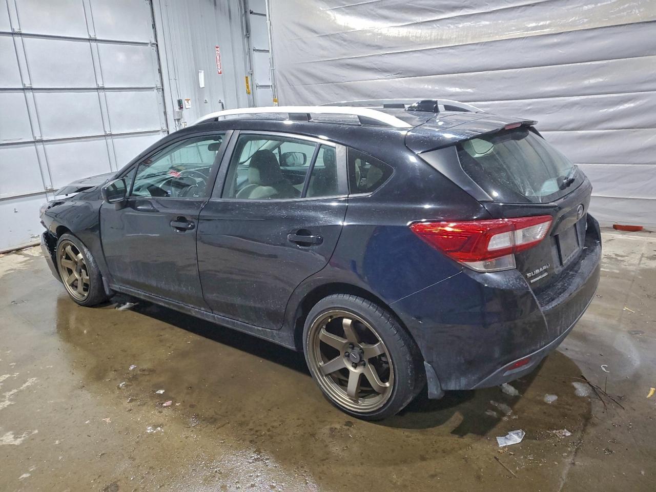 2018 Subaru Impreza Premium - Фото 2